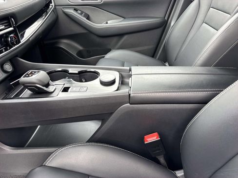 Used 2026 Nissan Rogue SL image 20