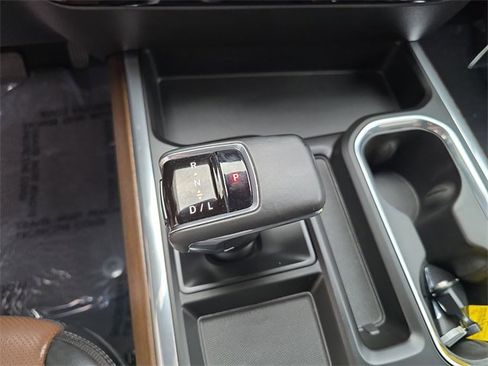 Certified 2023 Chevrolet Silverado 1500 High Country w/ Z71 Off-Road Package image 23