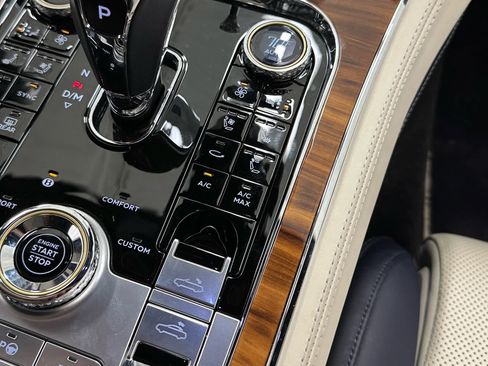 Used 2020 Bentley Continental GT AWD/4WD image 34