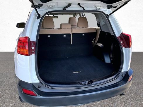Used 2013 Toyota RAV4 XLE FWD image 25