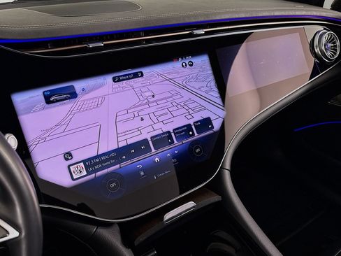 Certified 2023 Mercedes-Benz EQS 580 4MATIC Sedan image 20