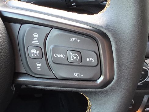 Used 2024 Jeep Wrangler Sport AWD/4WD image 18