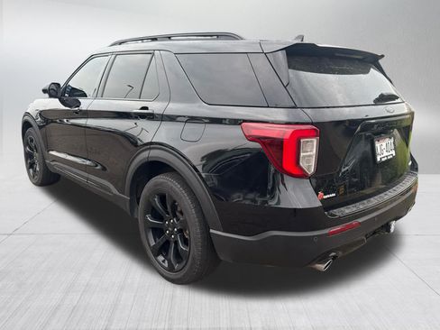 Used 2023 Ford Explorer ST-Line w/ Class IV Trailer Tow Package AWD/4WD image 4