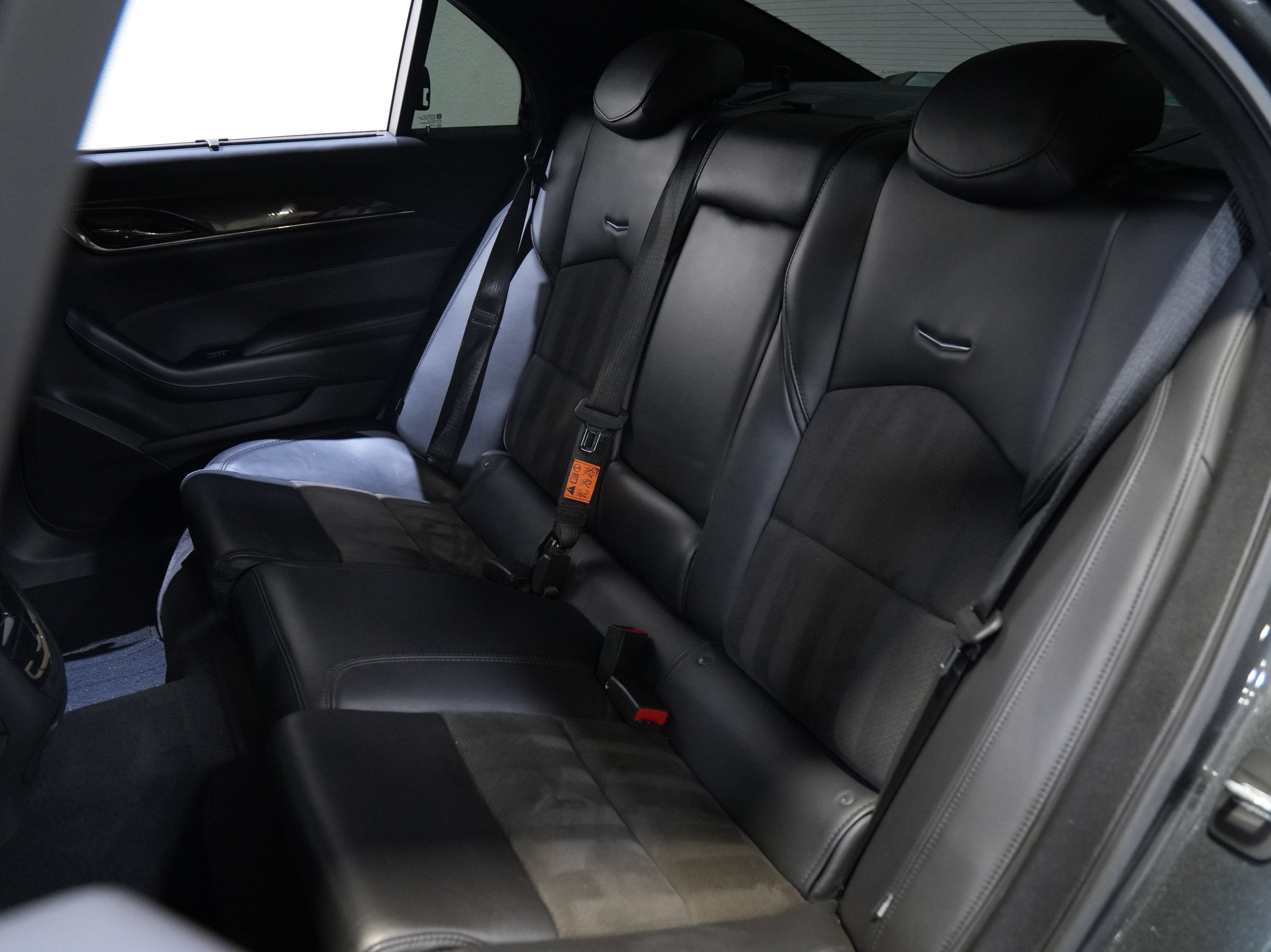 Used 2016 Cadillac CTS V w/ Luxury Package RWD image 37