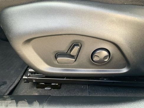 Used 2022 Jeep Compass Latitude image 33