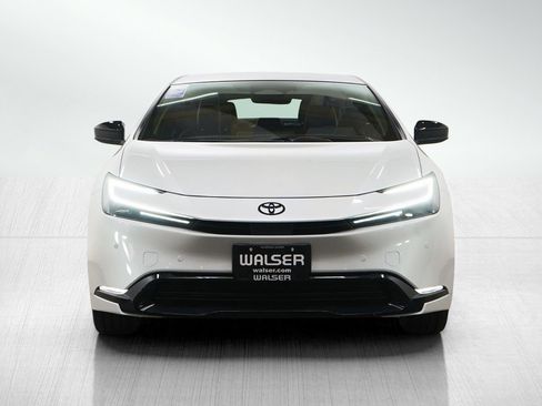 Used 2026 Toyota Prius AWD image 8