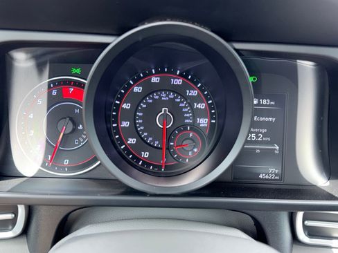 Used 2023 Hyundai Elantra SEL w/ Cargo Package FWD image 19