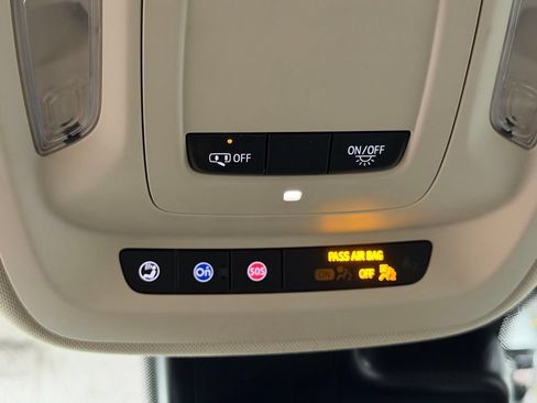 Certified 2023 Buick Envision Preferred FWD image 28