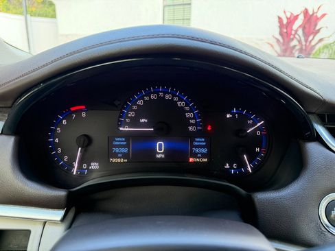 Used 2014 Cadillac XTS Luxury w/ Driver Awareness Package image 31