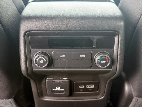 Used 2023 GMC Acadia SLE w/ Driver Convenience Package image 22