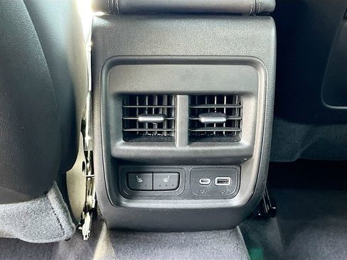 Used 2022 Cadillac XT4 Luxury w/ Cold Weather Package image 29