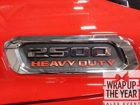 Used 2024 RAM 2500 Big Horn w/ Sport Appearance Package image 21