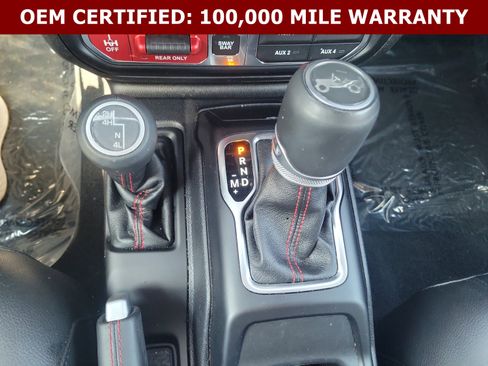 Used 2019 Jeep Wrangler Unlimited Rubicon AWD/4WD image 37
