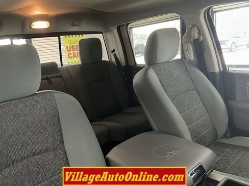 Used 2015 RAM 2500 Big Horn image 39