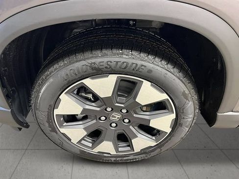New 2026 Honda Pilot Elite image 11