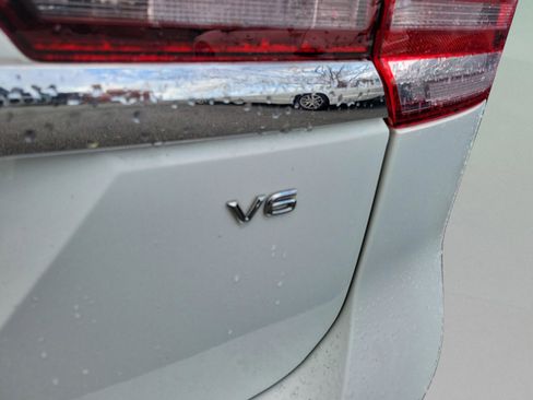 Used 2019 Volkswagen Atlas SE w/ Towing Package image 10