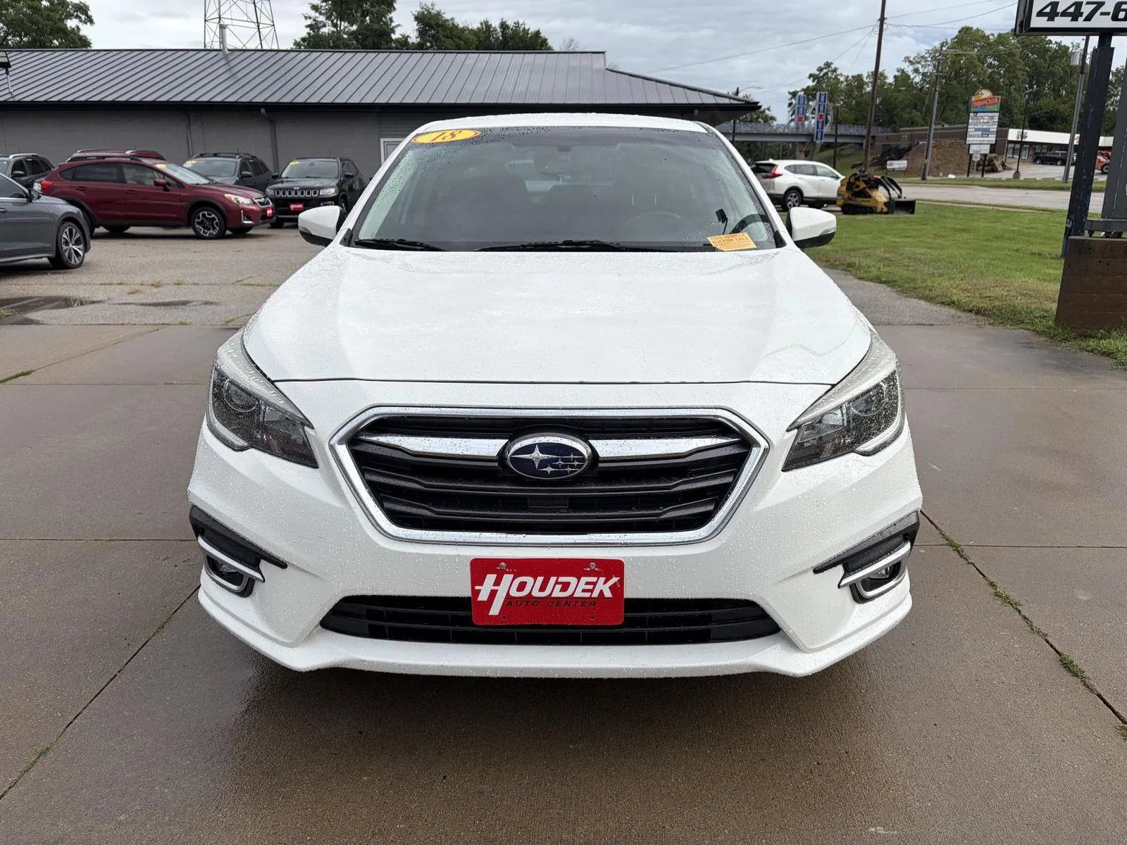 Used 2018 Subaru Legacy 2.5i Premium w/ Eyesight & BSD & Rcta & HBA AWD/4WD image 2