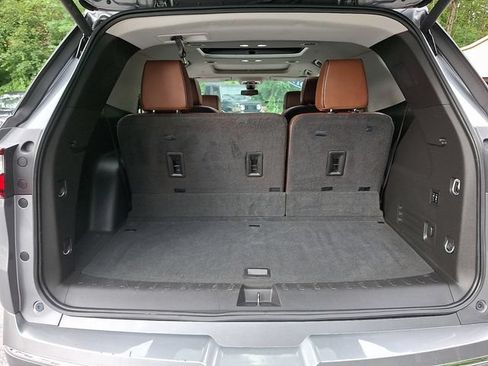 Used 2019 Chevrolet Traverse High Country AWD/4WD image 32