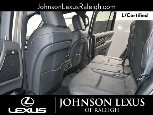 Certified 2024 Lexus LX 600 4WD w/ Luxury Package image 12