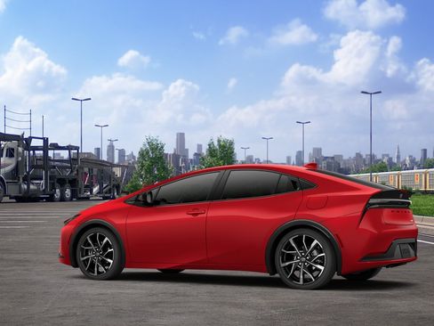 New 2027 Toyota Prius Plug-In Hybrid FWD image 5
