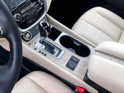 Certified 2024 Nissan Murano SL FWD image 17