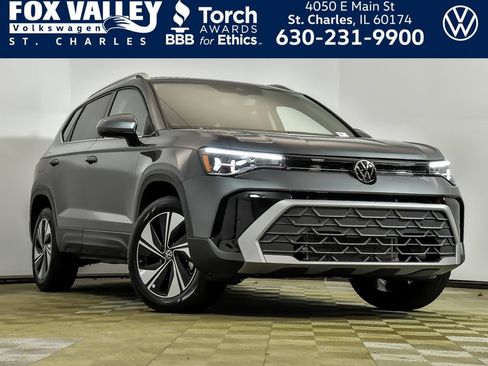 New 2026 Volkswagen Taos SE AWD/4WD image 1