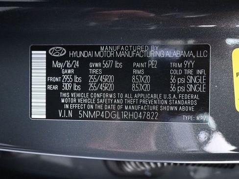 Used 2024 Hyundai Santa Fe Limited image 9