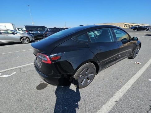 Used 2022 Tesla Model 3 Long Range image 4