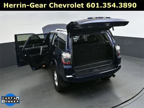 Used 2017 Toyota 4Runner SR5 Premium image 52