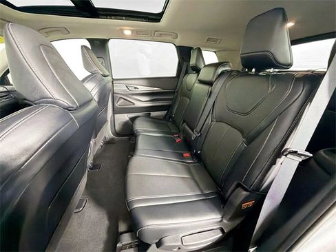 Used 2023 INFINITI QX60 Luxe image 22