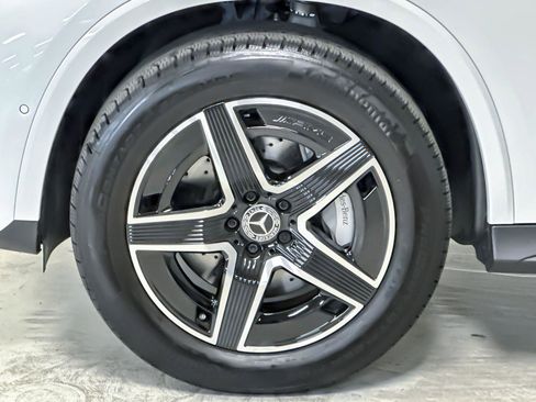 Used 2026 Mercedes-Benz GLC 350e 4MATIC image 25