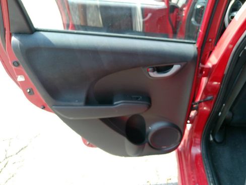 Used 2011 Honda Fit Sport image 19