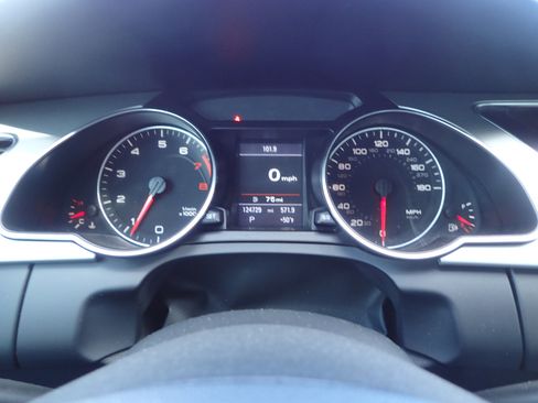 Used 2011 Audi A5 2.0T Premium Plus image 17