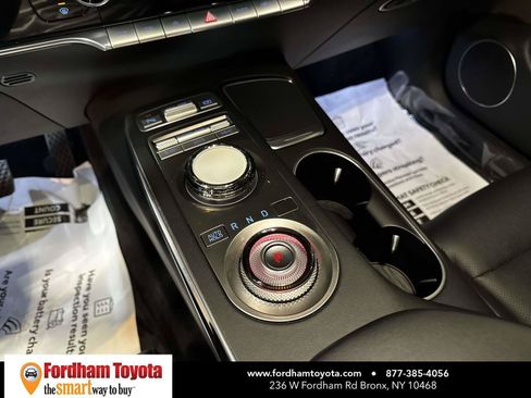 Used 2025 Genesis GV70 2.5T AWD/4WD image 31