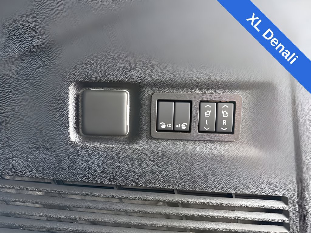 Used 2024 GMC Yukon XL Denali w/ Max Trailering Package AWD/4WD image 32