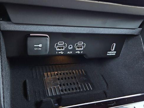 New 2026 Jeep Grand Wagoneer L Summit AWD/4WD image 25