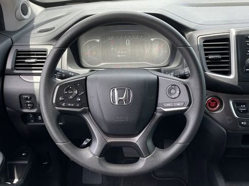 Used 2019 Honda Pilot LX image 11