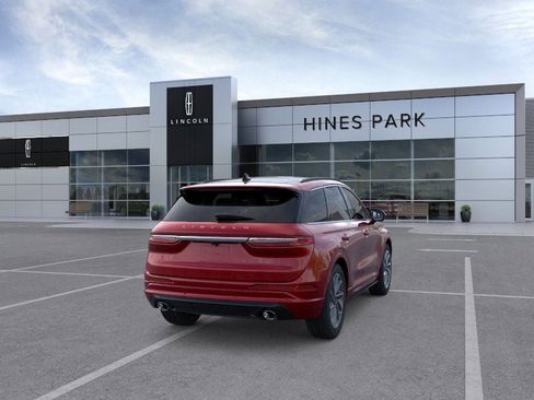 New 2026 Lincoln Corsair Grand Touring image 8