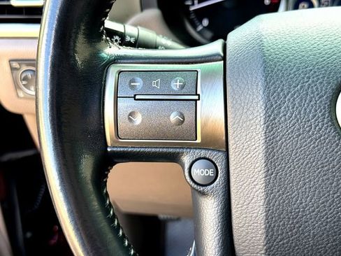 Used 2016 Lexus GX 460 image 13