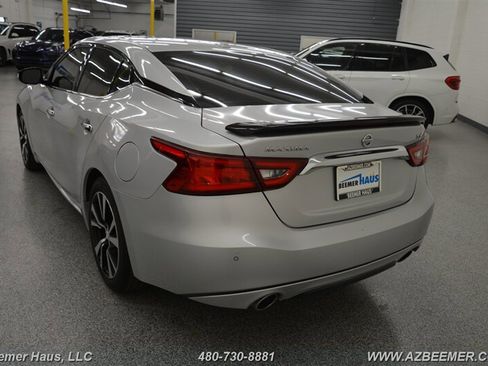 Used 2018 Nissan Maxima 3.5 SV image 11