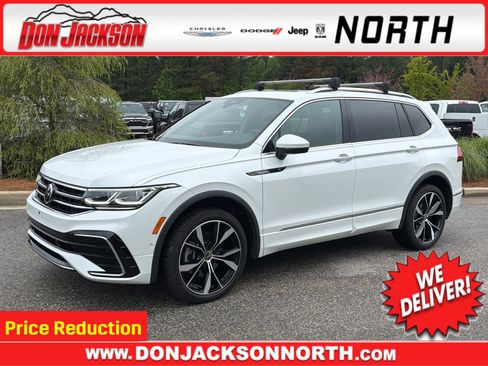 Used 2024 Volkswagen Tiguan SEL R-Line AWD/4WD image 1