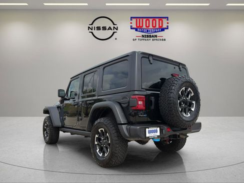 Used 2025 Jeep Wrangler Unlimited Rubicon 4xe w/ Safety Group AWD/4WD image 4