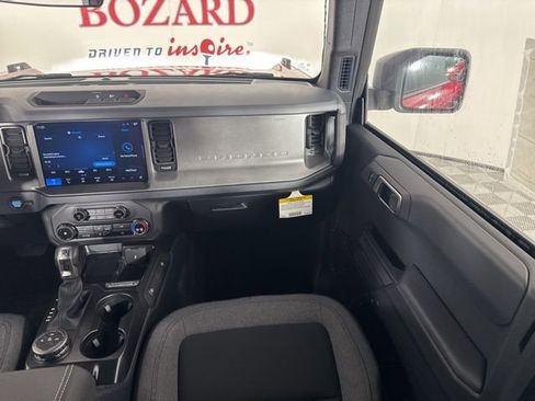 New 2025 Ford Bronco 4-Door image 13