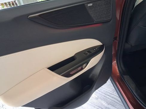 Used 2025 Lexus NX 350h AWD w/ Accessory Package (K3) image 9