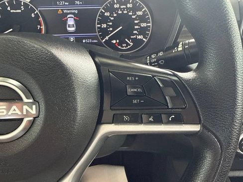 Used 2025 Nissan Altima 2.5 SV FWD image 21