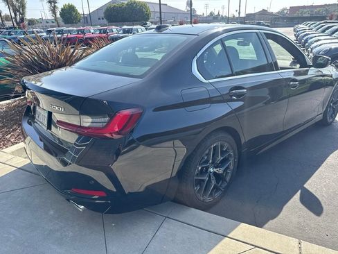 Used 2026 BMW 330i Sedan w/ Convenience Package RWD image 5