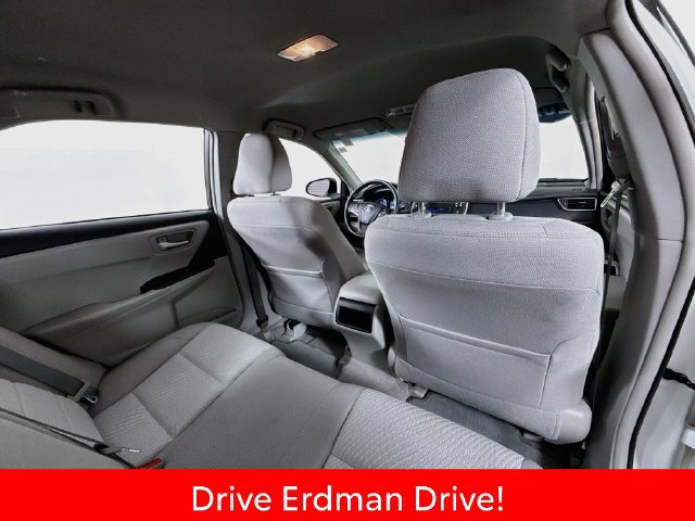 Certified 2017 Toyota Camry LE FWD image 29