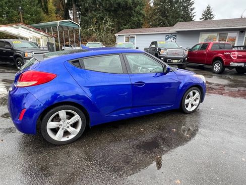 Used 2014 Hyundai Veloster image 11