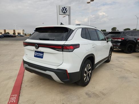 New 2026 Volkswagen Tiguan S FWD image 7