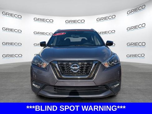 Used 2019 Nissan Kicks SR FWD image 2